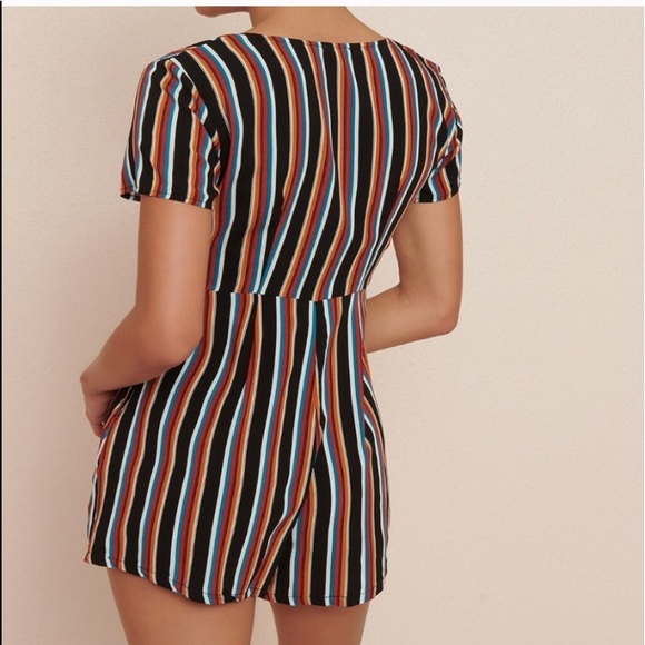 Garage Striped Romper - tie in front & pockets - Picture 3 of 10